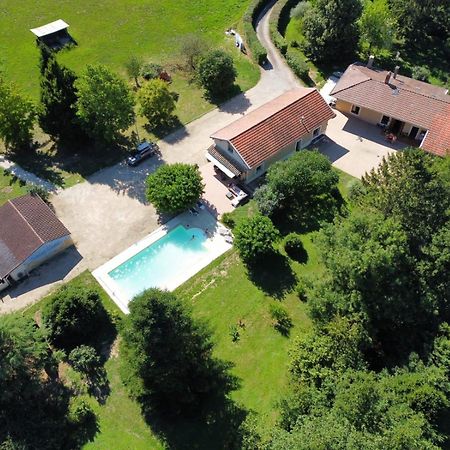 Gîte à la campagne avec piscine Biziat Esterno foto